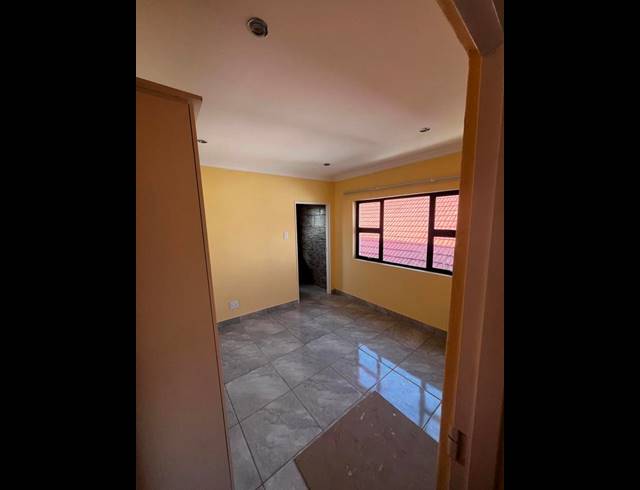 3 BEDROOM PROPERTY TO RENT IN LINMEYER